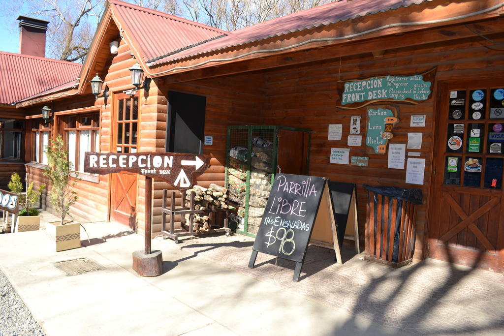 Camping Y Hostal El Ovejero El Calafate Luaran gambar