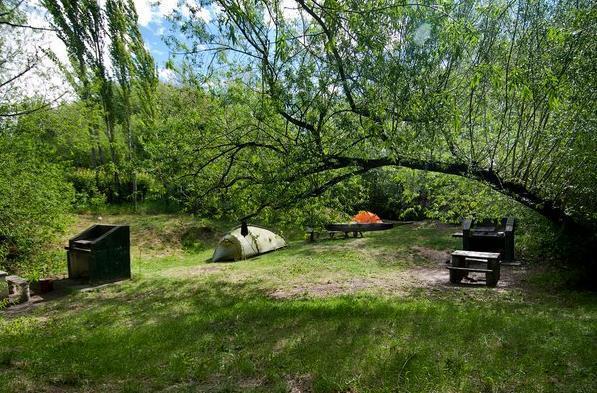 Camping Y Hostal El Ovejero El Calafate Luaran gambar